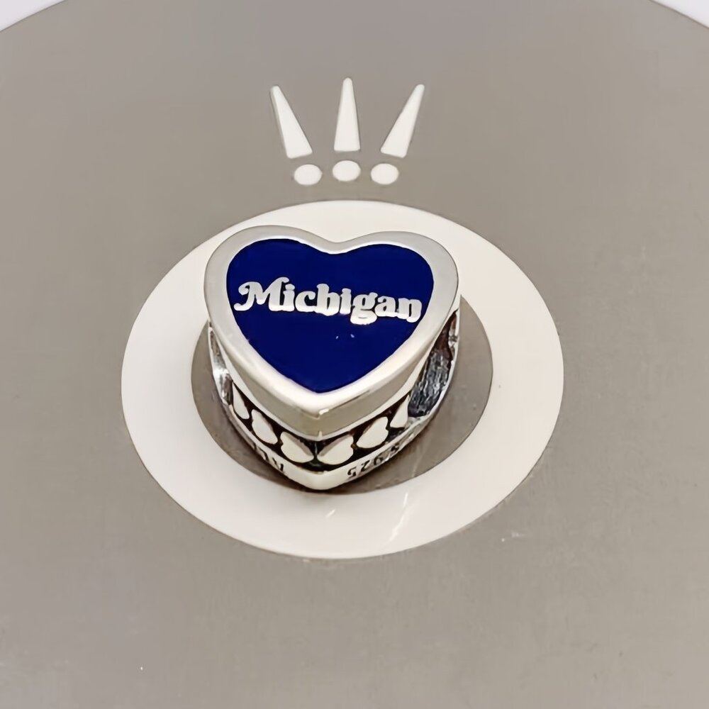 Pandora Michigan Heart Charm S925 Sterling silver - Picture 2 of 2